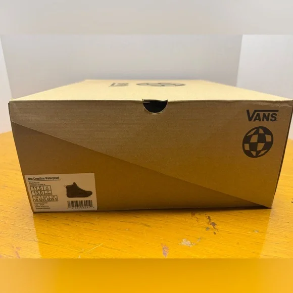 Vans Black High-Top Boots - Picture 9 of 9